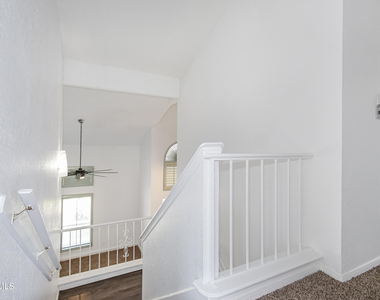 908 Los Pinos Way - Photo Thumbnail 29