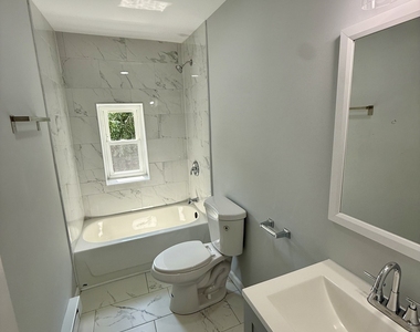 205 Shaw Street - Photo Thumbnail 4