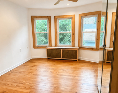 53-55 Davis Avenue - Photo Thumbnail 9