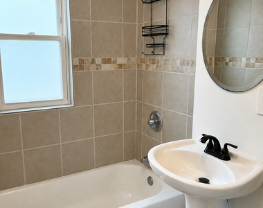 53-55 Davis Avenue - Photo Thumbnail 7