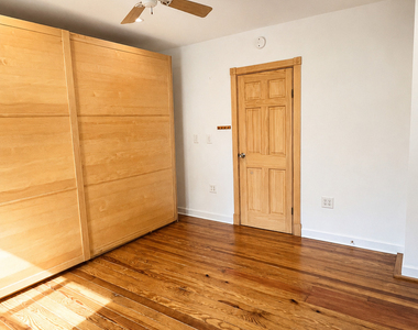 53-55 Davis Avenue - Photo Thumbnail 8