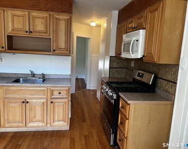 243 Henry Avenue - Photo Thumbnail 2