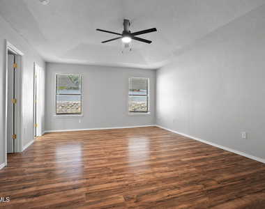 10039 Paloma Drive - Photo Thumbnail 21