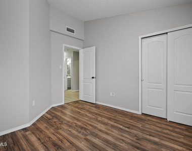 10039 Paloma Drive - Photo Thumbnail 20