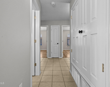 10039 Paloma Drive - Photo Thumbnail 13
