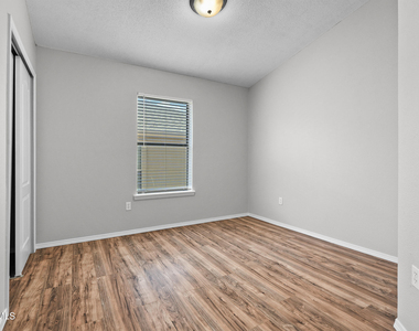 10039 Paloma Drive - Photo Thumbnail 19