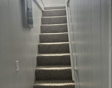 85 High Street - Photo Thumbnail 16