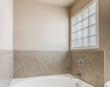 3172 Hidden Valley Drive - Photo Thumbnail 18