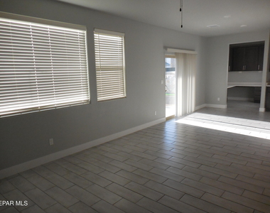 2245 Rocky Terrace Place - Photo Thumbnail 12