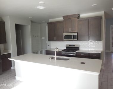 2245 Rocky Terrace Place - Photo Thumbnail 4