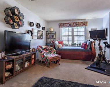 11 Mannions Lane - Photo Thumbnail 11