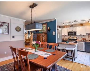 11 Mannions Lane - Photo Thumbnail 4