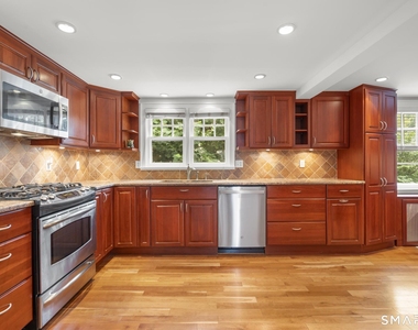 7 Fletcher Avenue - Photo Thumbnail 4