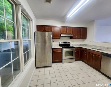 49 Fairgate Drive - Photo Thumbnail 6