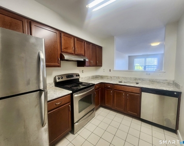 49 Fairgate Drive - Photo Thumbnail 4