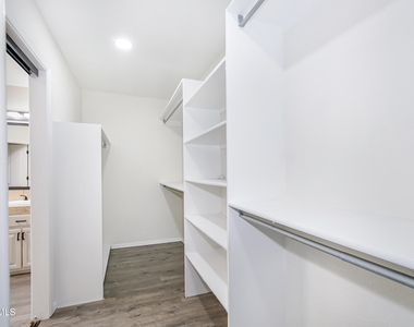 6529 Jim De Groat Drive - Photo Thumbnail 35
