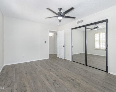 6529 Jim De Groat Drive - Photo Thumbnail 23