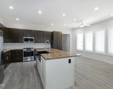 6489 Calle Placido Drive - Photo Thumbnail 29