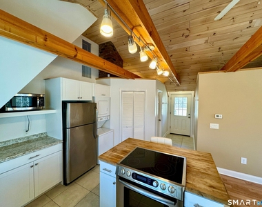 114 Meadowlark Lane - Photo Thumbnail 7