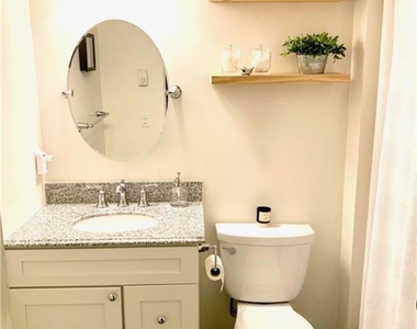 183 Loomis Drive - Photo Thumbnail 4
