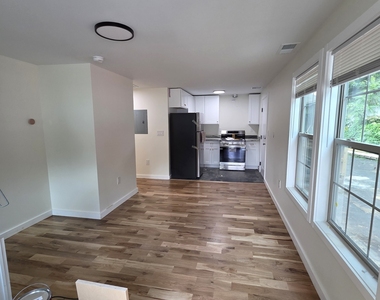 22 Marie Street - Photo Thumbnail 10