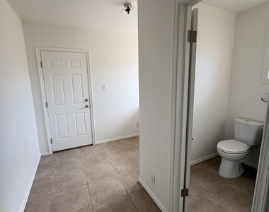 4900 Debeers Drive - Photo Thumbnail 17