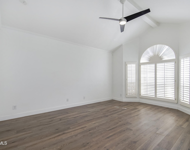 918 Bellacumbre Drive - Photo Thumbnail 9