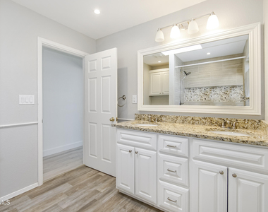 918 Bellacumbre Drive - Photo Thumbnail 44