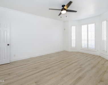 918 Bellacumbre Drive - Photo Thumbnail 4