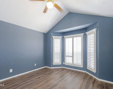 918 Bellacumbre Drive - Photo Thumbnail 32