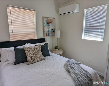 1187 Broad Street - Photo Thumbnail 5