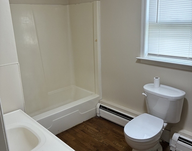 28 Comstock Street - Photo Thumbnail 2