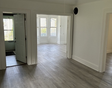 28 Comstock Street - Photo Thumbnail 9