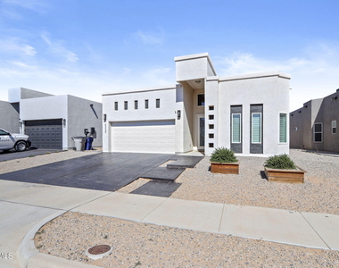 2332 Tierra Delmonte Drive - Photo Thumbnail 3