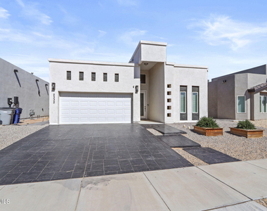 2332 Tierra Delmonte Drive - Photo Thumbnail 2