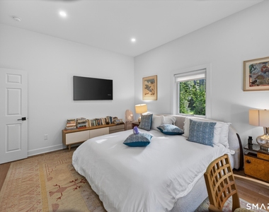 6 Abbotts Lane - Photo Thumbnail 17