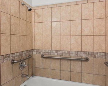 11701 Henry Phipps Drive - Photo Thumbnail 13