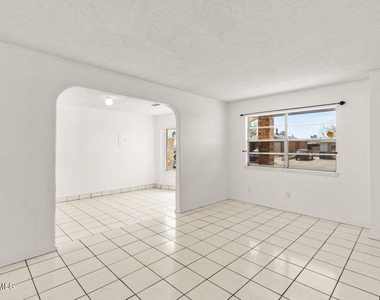 11701 Henry Phipps Drive - Photo Thumbnail 7