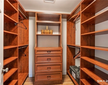 33 Marshfield Road - Photo Thumbnail 17