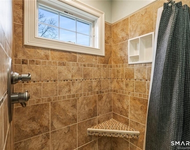 33 Marshfield Road - Photo Thumbnail 25