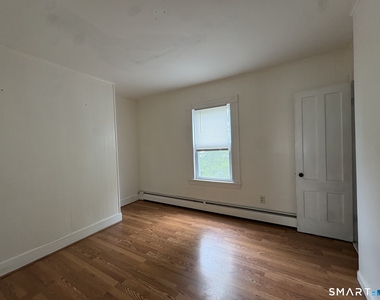 128 Whittlesey Avenue - Photo Thumbnail 12