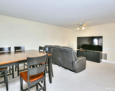 23 Glenrock - Photo Thumbnail 5
