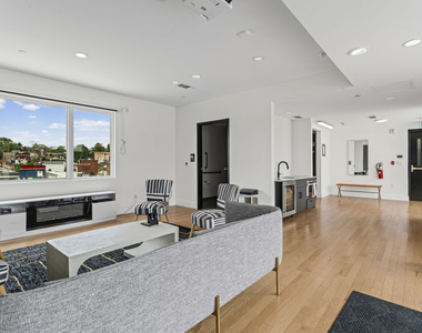 3725 Butler Street - Photo Thumbnail 34