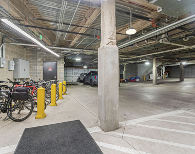 3725 Butler Street - Photo Thumbnail 38