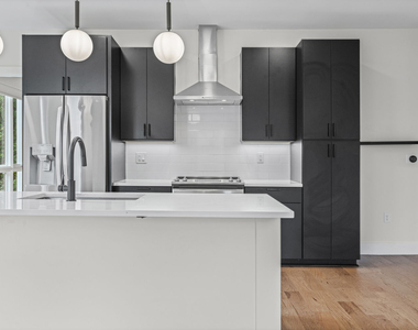 3725 Butler Street - Photo Thumbnail 7