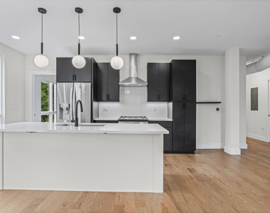 3725 Butler Street - Photo Thumbnail 10