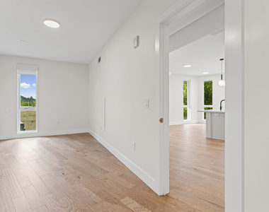 3725 Butler Street - Photo Thumbnail 16