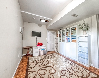 332 Marshall Heights Dr - Photo Thumbnail 2