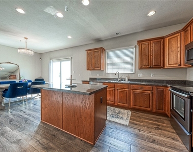 332 Marshall Heights Dr - Photo Thumbnail 7