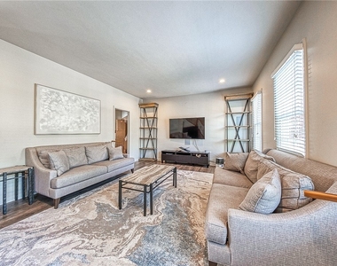 332 Marshall Heights Dr - Photo Thumbnail 11